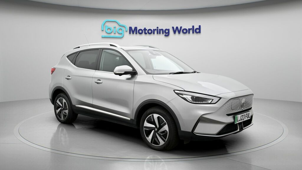 MG ZS Trophy Long Range Silver