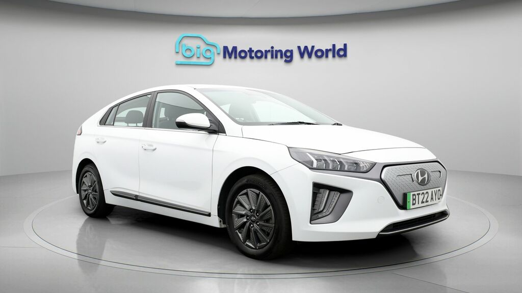 Hyundai Ioniq Premium White