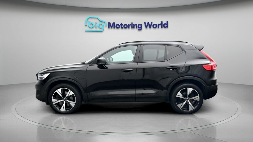 Volvo XC40 R-design VK22RLU Black #4