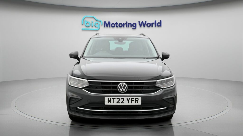 Volkswagen Tiguan Life Grey #2