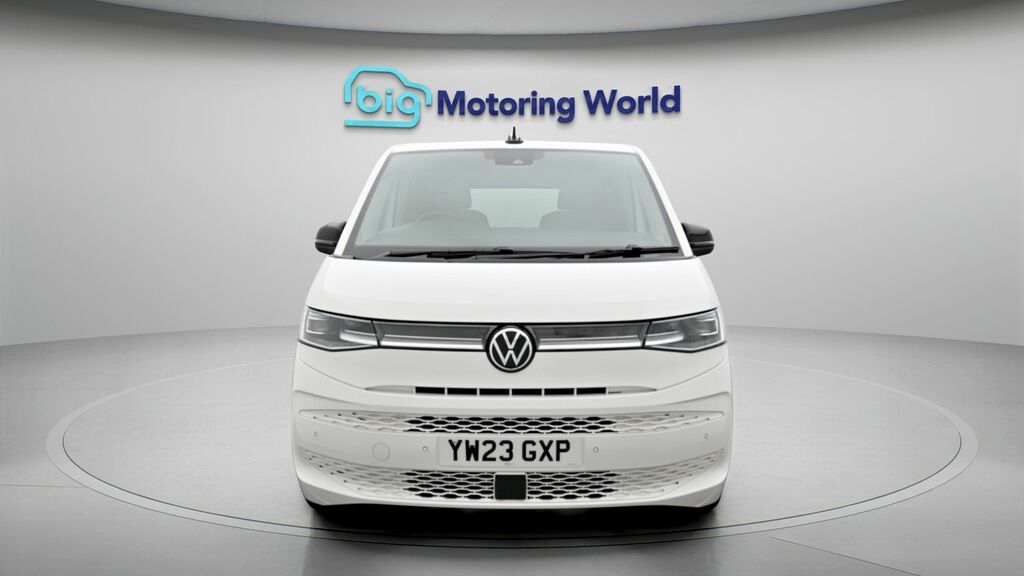 Volkswagen Multivan Style White #2