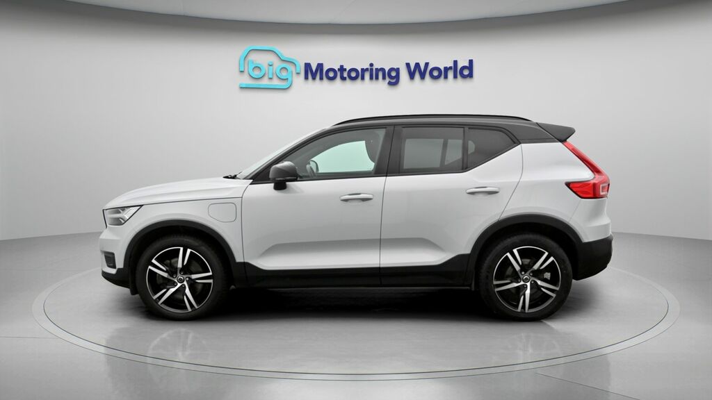 Volvo XC40 R-design HN70ZPV Silver #4