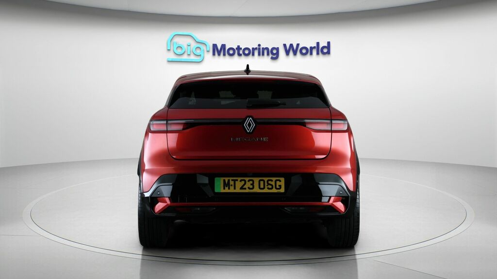 Renault Megane E-Tech Techno Red #6