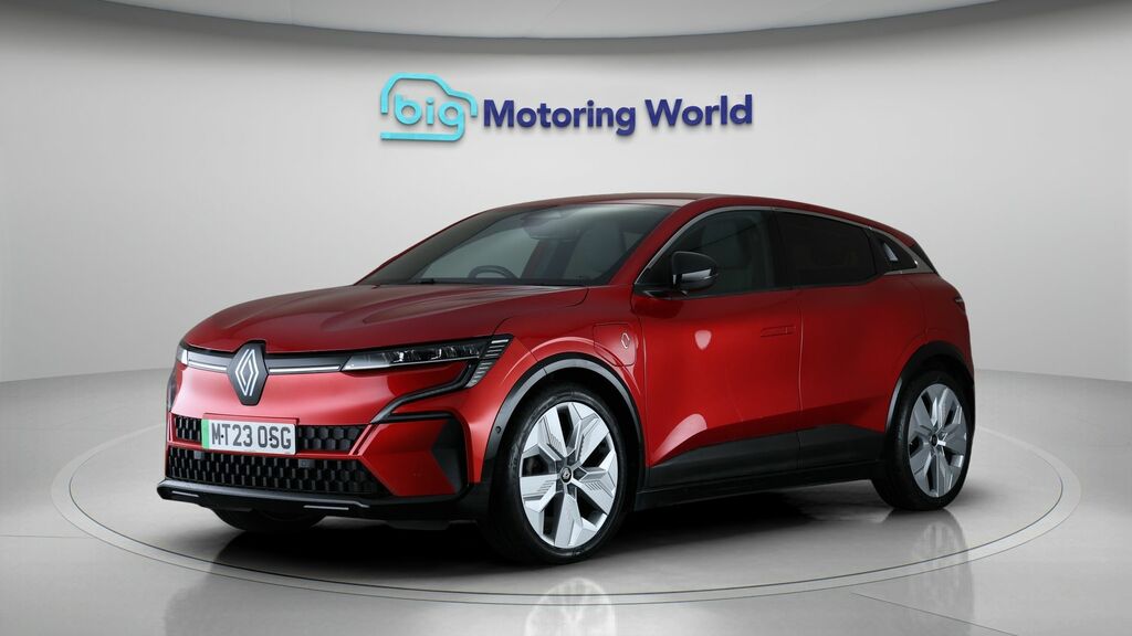 Renault Megane E-Tech Techno Red #3