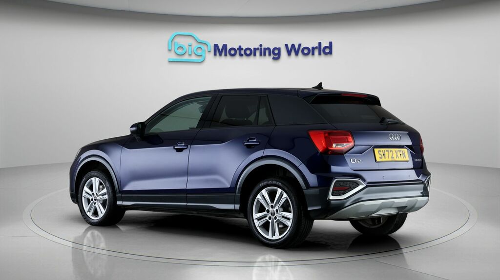 Audi Q2 Sport Blue #5