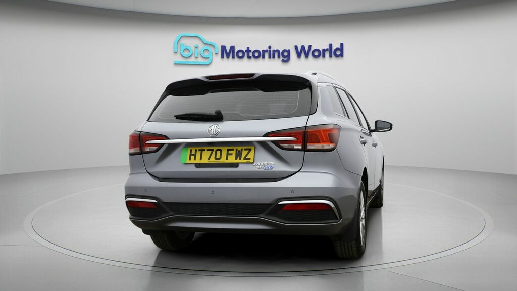 MG MG5 Exclusive Silver #6
