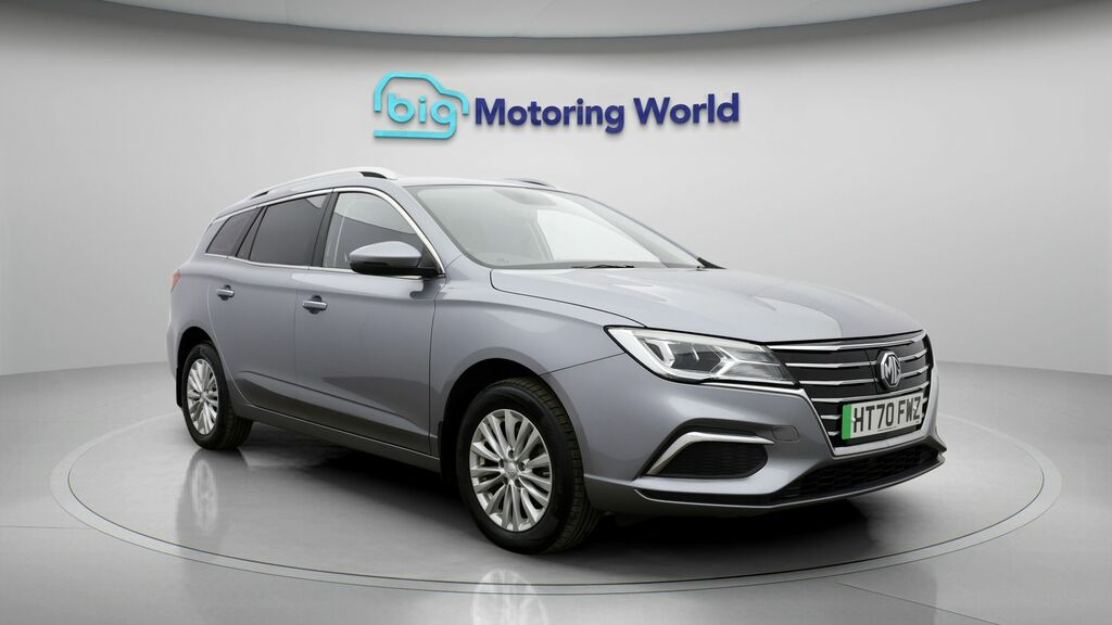 MG MG5 Exclusive Silver