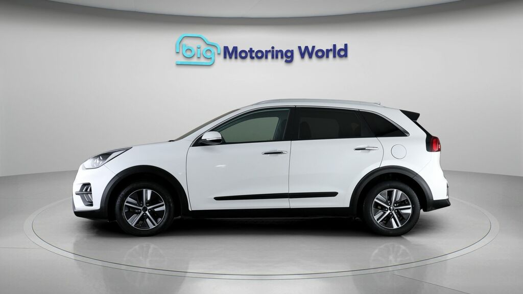 Kia Niro 2 White #4
