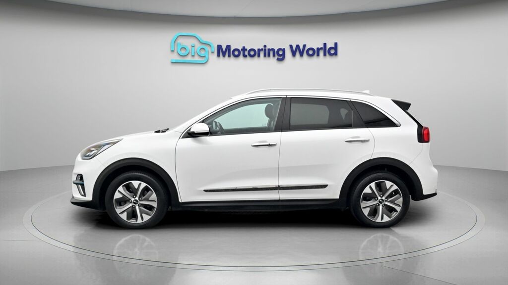 Kia Niro 4 BF21EGC White #4