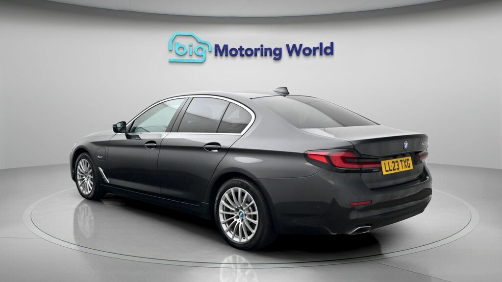 BMW 5 Series Se Grey #5