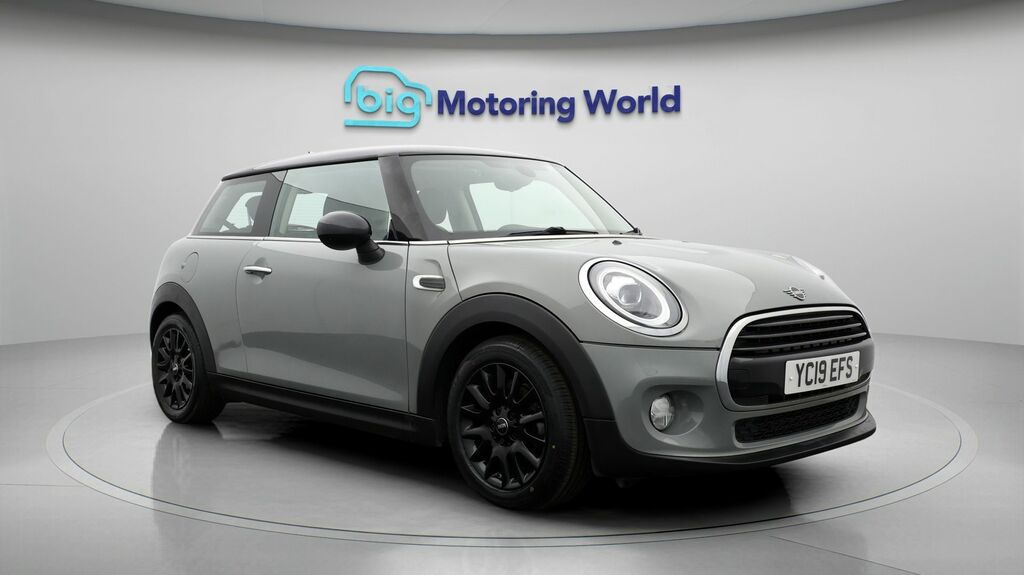 Mini Hatch Cooper Classic YC19EFS Grey