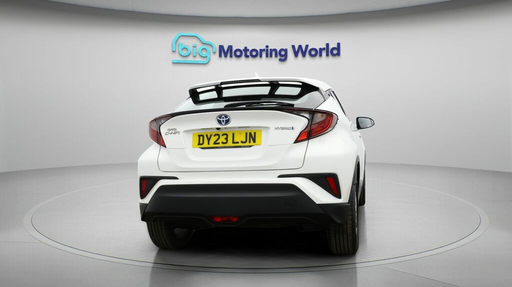 Toyota C-Hr Icon DY23LJN White #6