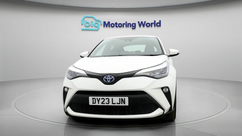 Toyota C-Hr Icon DY23LJN White #2