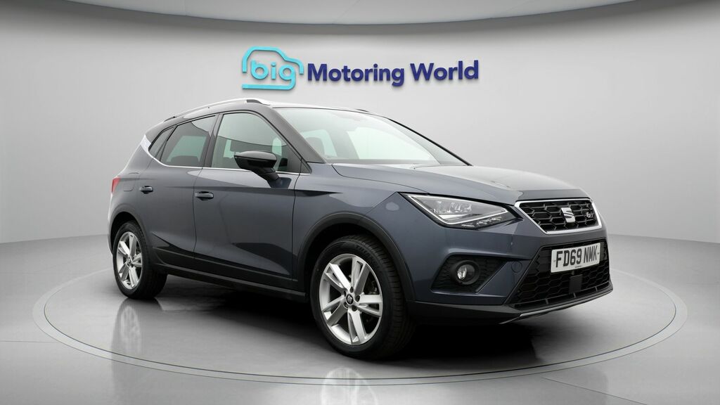 Seat Arona Fr Grey