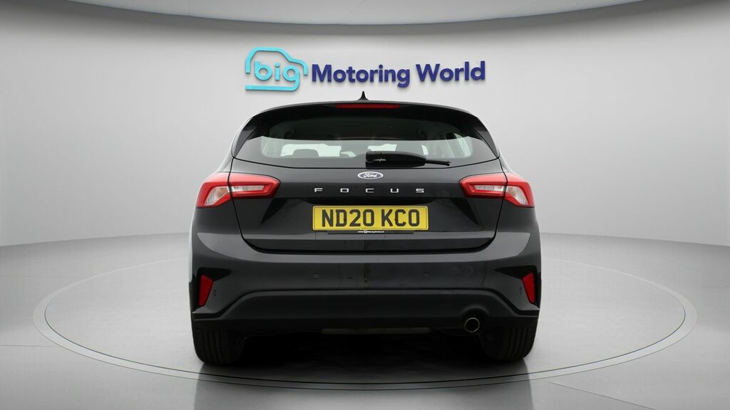 Ford Focus Titanium Black #6