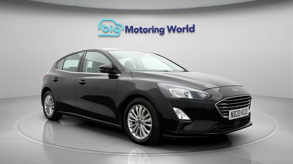 Ford Focus Titanium Black