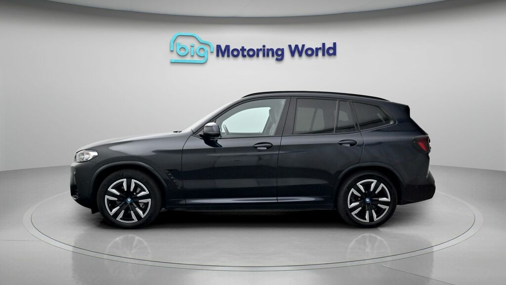 BMW iX3 M Sport Black #4