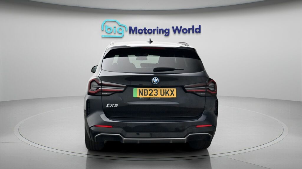 BMW iX3 M Sport Black #6
