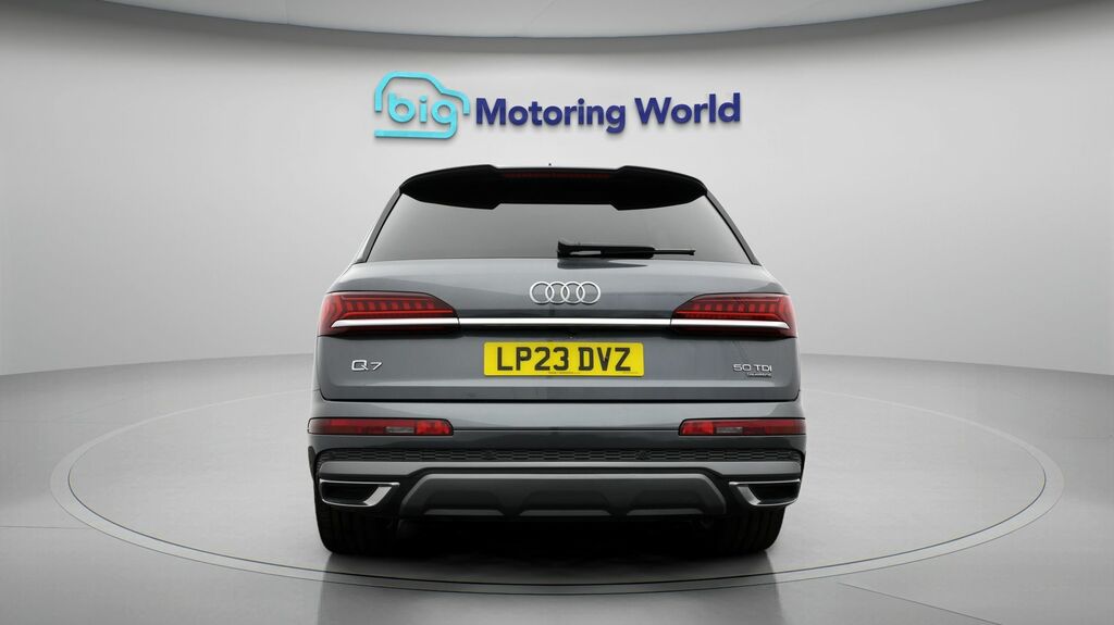 Audi Q7 S Line LP23DVZ Grey #6