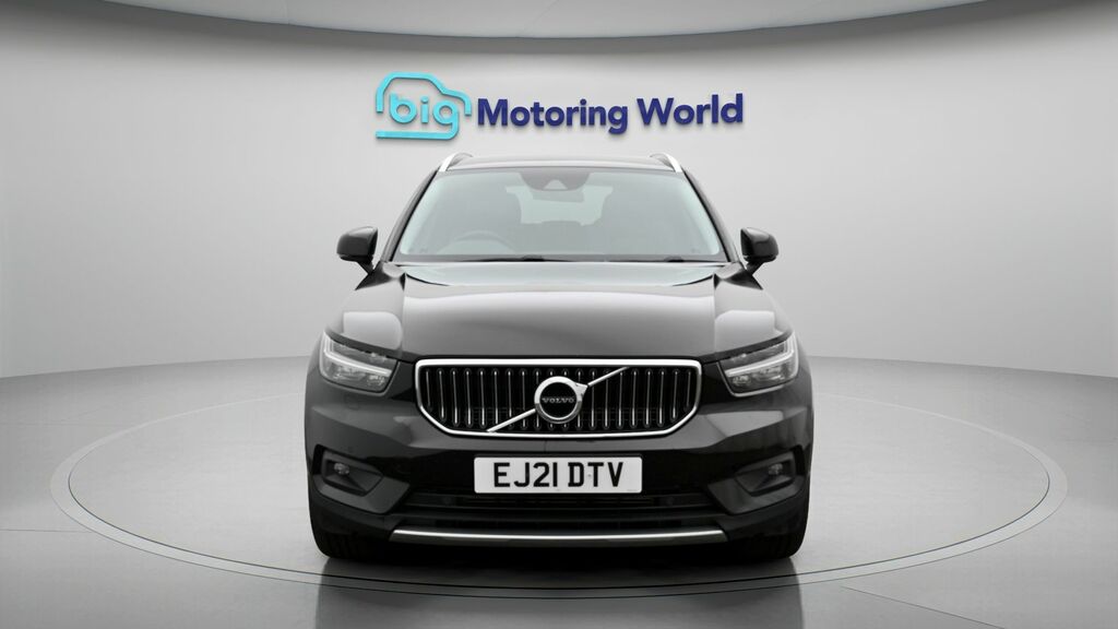 Volvo XC40 Inscription Pro EJ21DTV Black #2