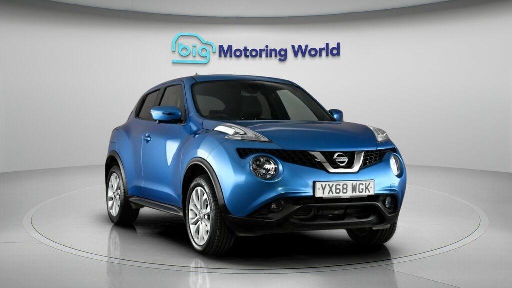 Nissan Juke Tekna Blue #2