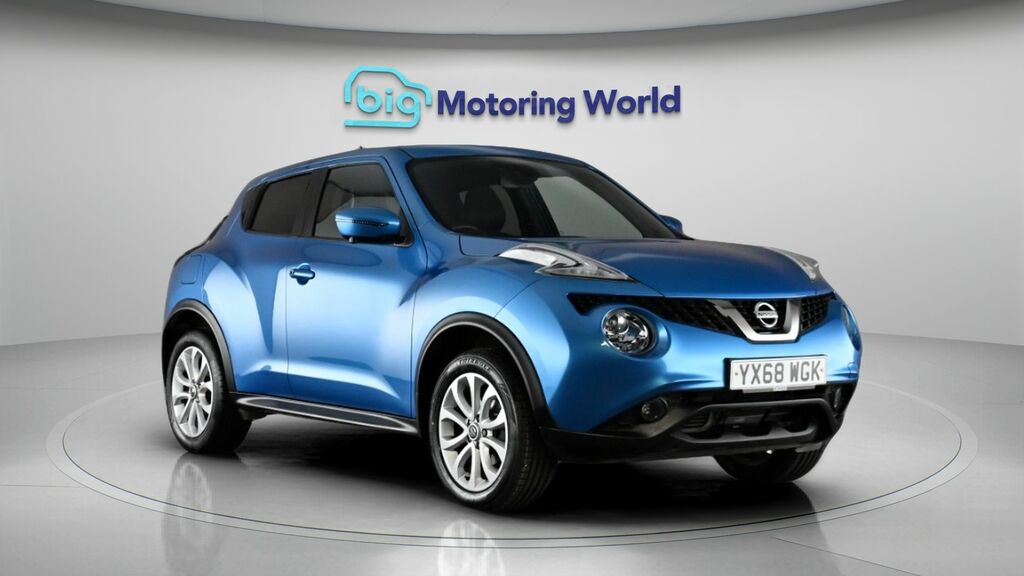 Nissan Juke Tekna Blue