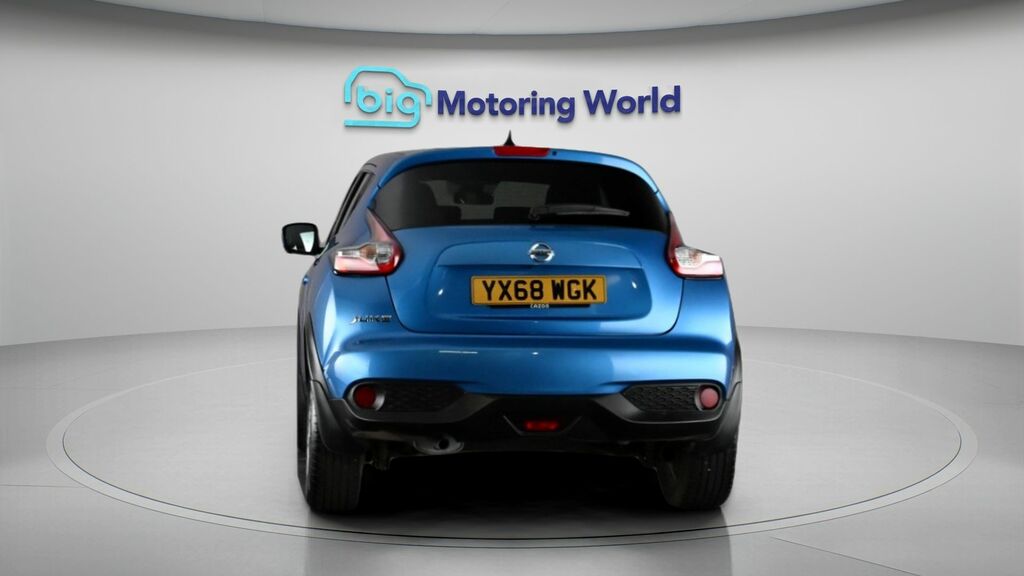 Nissan Juke Tekna Blue #6