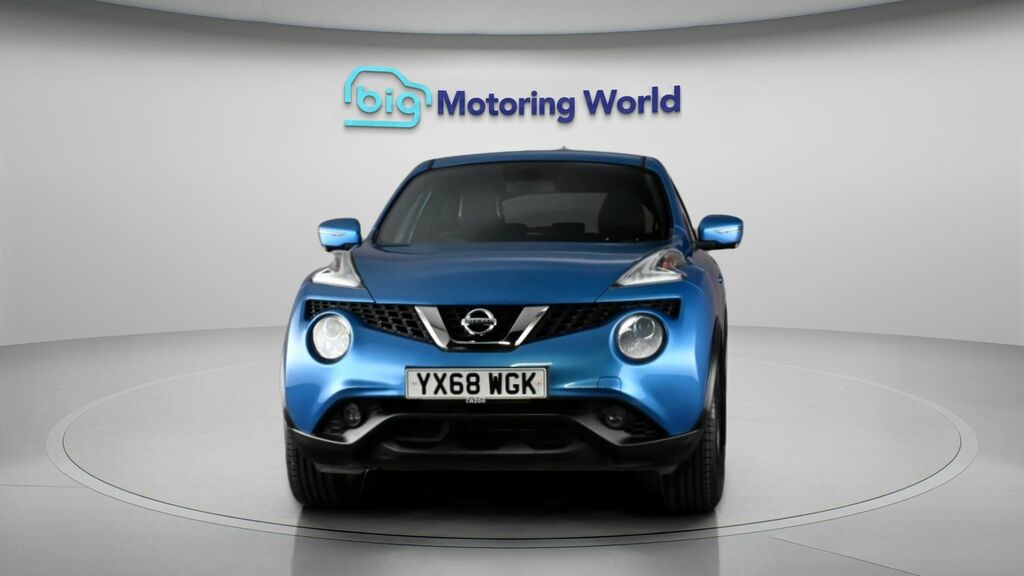 Nissan Juke Tekna Blue #3