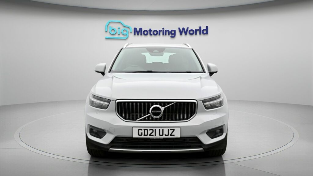 Volvo XC40 Inscription Pro GD21UJZ Silver #2