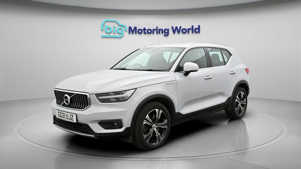 Volvo XC40 Inscription Pro GD21UJZ Silver #3