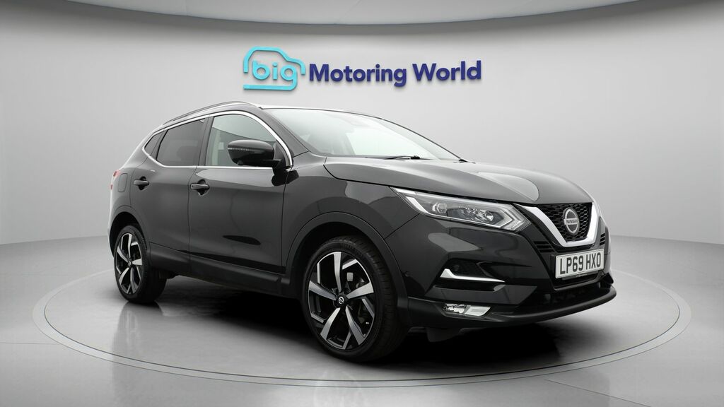 Nissan Qashqai Tekna Black