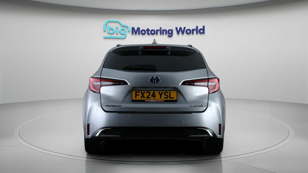 Toyota Corolla Icon Silver #6