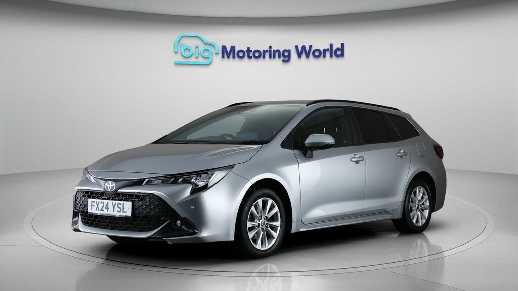 Toyota Corolla Icon Silver #3