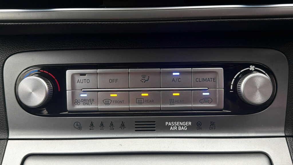 Hyundai Kona Se Connect NX72XGE Red #3