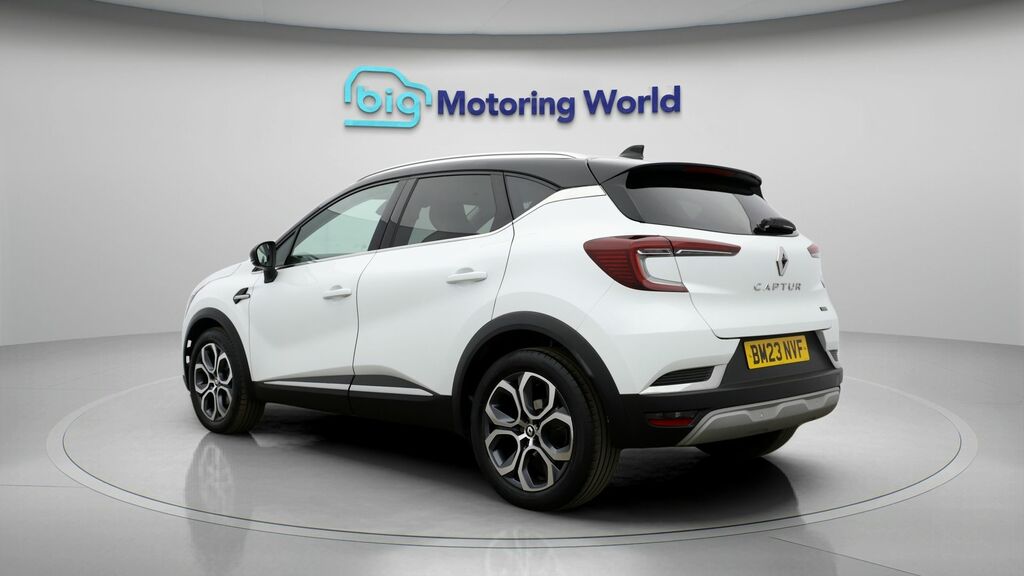 Renault Captur Techno BM23NVF Black #5