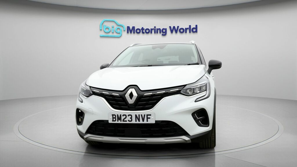 Renault Captur Techno BM23NVF Black #2