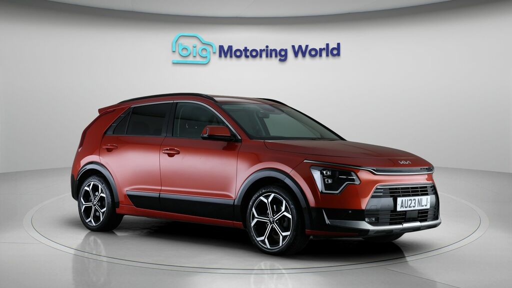 Kia Niro 3 Orange