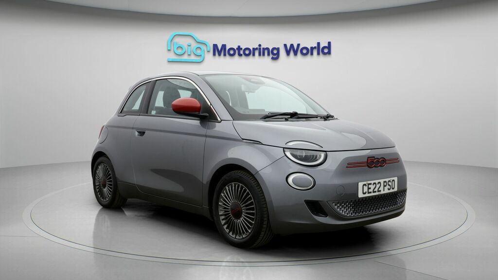 Fiat 500E Red Grey
