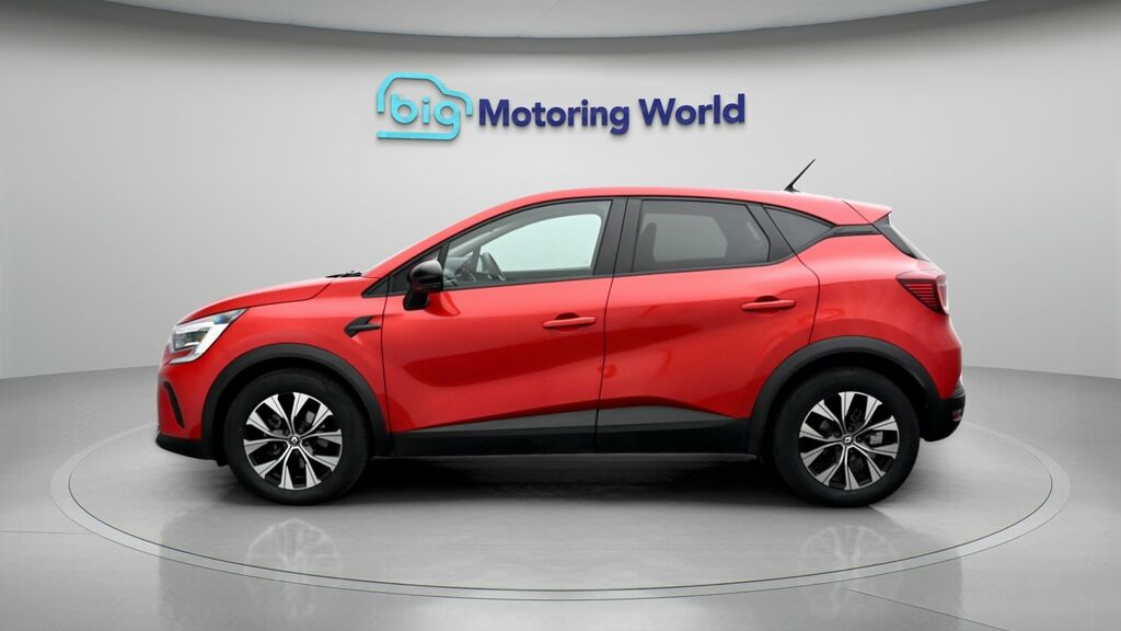 Renault Captur Evolution KW23ENR Red #4