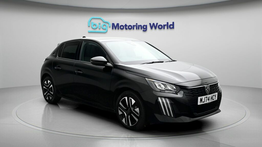 Peugeot 208 Allure Black