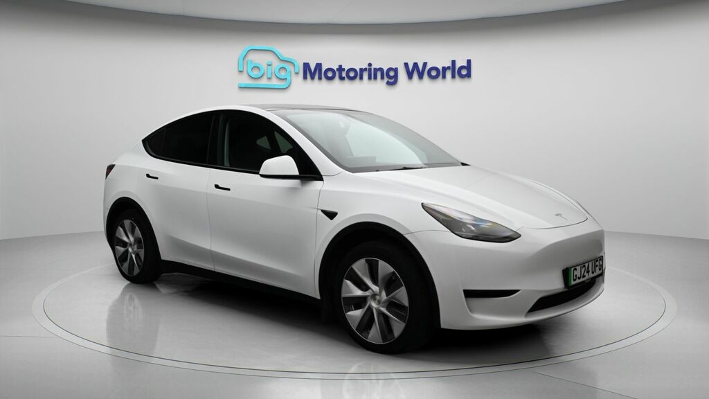 Tesla Model Y Y Model Y Rwd White