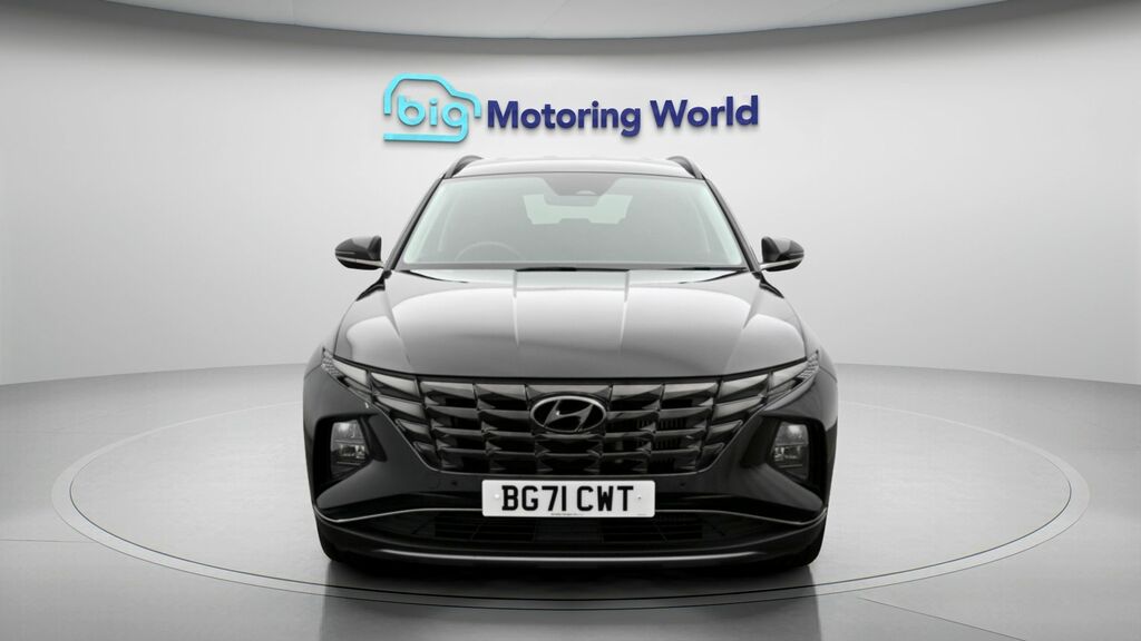 Hyundai Tucson Premium Black #2