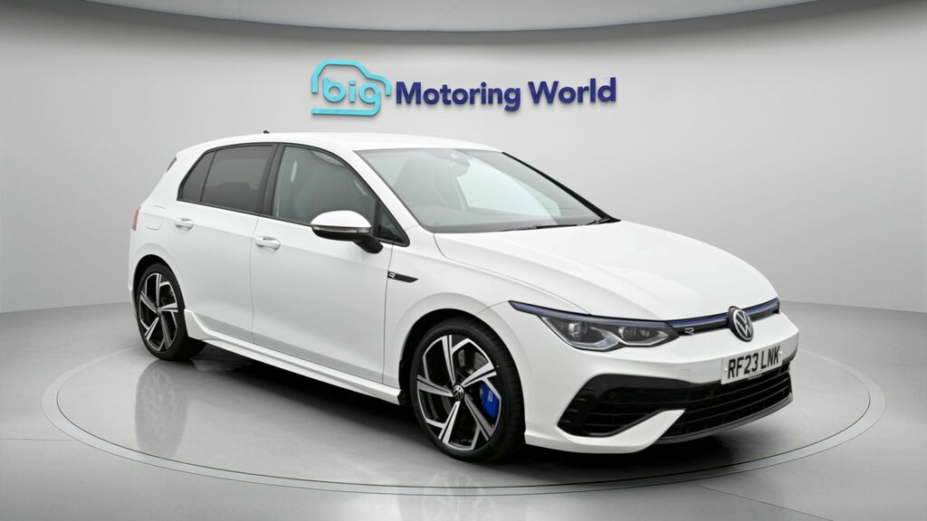 Volkswagen Golf R White