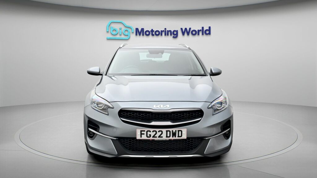 Kia Xceed 2 Silver #2