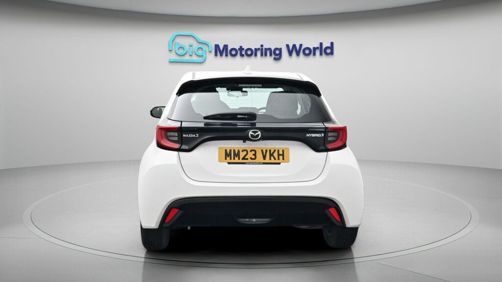 Mazda 2 Agile White #6
