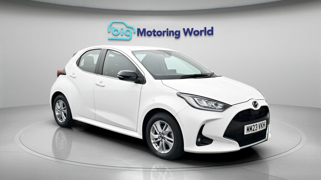 Mazda 2 Agile White