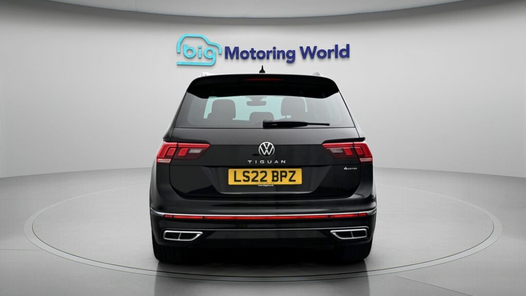 Volkswagen Tiguan R-line LS22BPZ Black #6