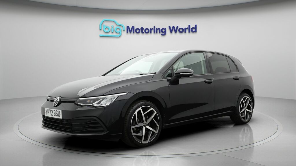 Volkswagen Golf Life Black #3