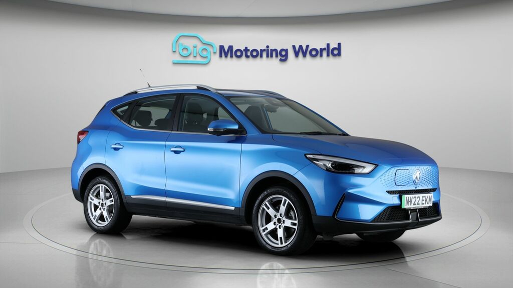 MG ZS Trophy Blue