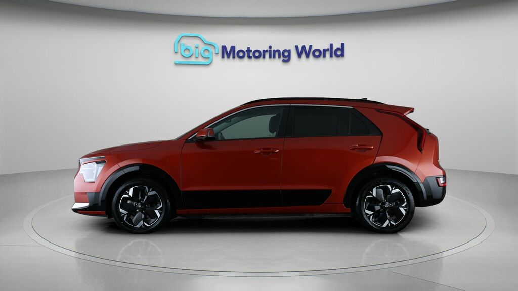 Kia Niro 3 Orange #4